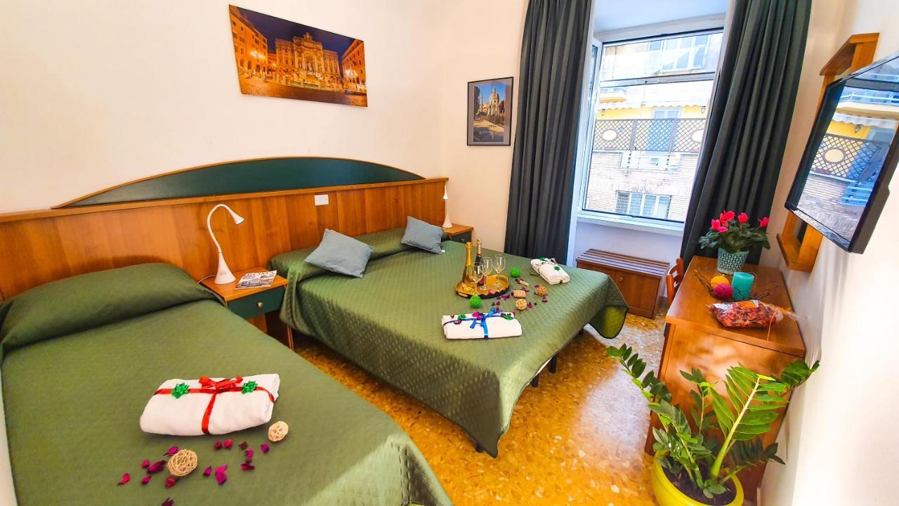 מלון La Casa Verde Roma - Free Secure Parking If You Book 3 Nights מראה חיצוני תמונה